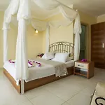 Hotel Cachet - Adult Only +14 3*