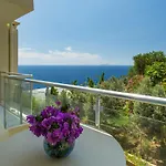 Hotel Cachet - Adult Only +14