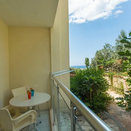 Cachet - Adult Only +14 3* 卡斯