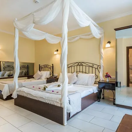 Cachet - Adult Only +14 Kaş