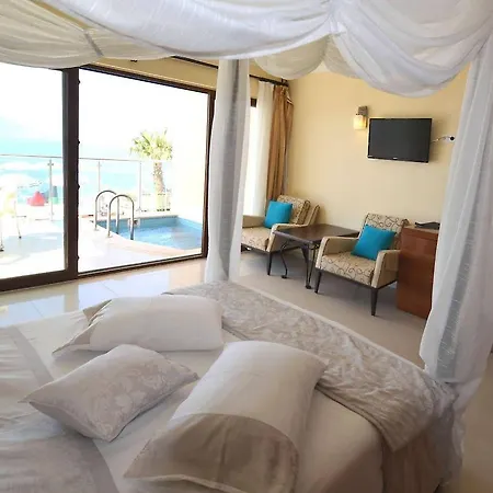 Cachet - Adult Only +14 Kaş