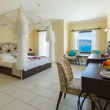 Cachet - Adult Only +14 Kaş